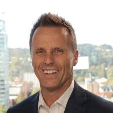 Stephen Ault's Instagram, Twitter & Facebook