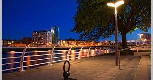 O Callaghans Strand Limerick By B4 Rsk Limerick Ireland Limerick Places To See