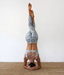 Headstand With Eagle Legs Skirt Set Fashion Two Piece Skirt Set