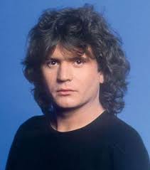 Ce doodle est un hommage anniversaire, car le 1 er juin 1978, daniel balavoine sortait son album le chanteur, devenu iconique pour toute une génération. Daniel Balavoine Letras Com 96 Canciones