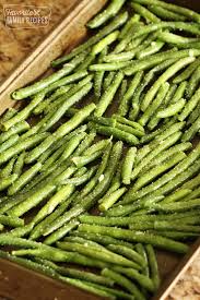 #greenbeanrecipes#appetizerrecipes #lowcaloriesnacks find this pin and more on best appetizers, finger foods, party snacks ♥by must love home. Oven Roasted Green Beans Favorite Family Recipes