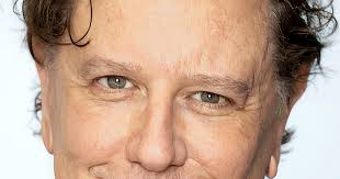 賈基·雷荷(Judge Reinhold)簡介及電影作品- Enjoy Movie