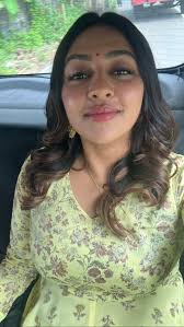 Lakshmi Menon Any ☕️ pls? : rInsideMollywood