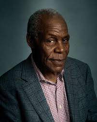 An absolute legend and an absolute delight to talk to. Danny Glover at  @tiff_net in 2018. Digging up some archives over the holidays. . Digitech