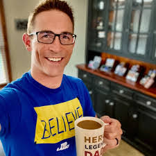 Andrew Wetherington's Instagram, Twitter & Facebook