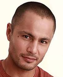 Derek Ramsay (Derek Ramsay)