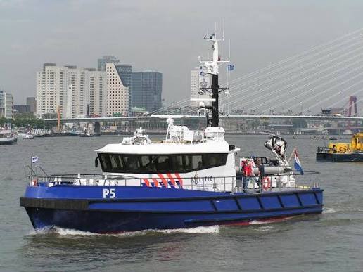 Het patrouilleschip P5 van de politie in Rotterdam