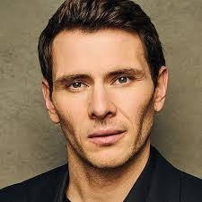 Dane Larsen's Instagram, Twitter & Facebook