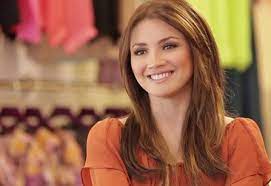 Andai ku punya waktu kan ku hentikan masa bersama lama telah ku nanti saat. Fazura Fattah Amin Cinderella Hero Seorang Cinderella Lirik Lagu Terjemahan