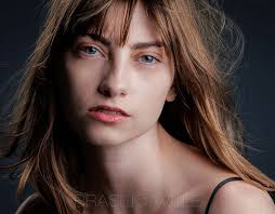 Isabelle Projects :: Photos, videos, logos, illustrations and branding ::  Behance