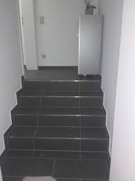Toom baumarkt zeigt dir hier, wie du das fliesen deiner treppe in nur wenigen schritten selbst erledigen kannst. Referenzen Treppenfliesen Fur Innen Aussen Im Raum Main Spessart