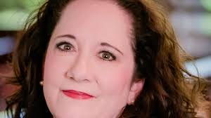 Melinda Rainey's Instagram, Twitter & Facebook