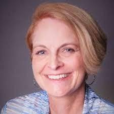 Dina Kuper's Instagram, Twitter & Facebook