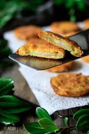 Fried Green Tomatoes An Easy Southern Appetizer Idea Fresh Green Tomatoes Are Dredged In A Batter Of F Recipes Green Tomato Recipes Salmon Appetizer Recipes