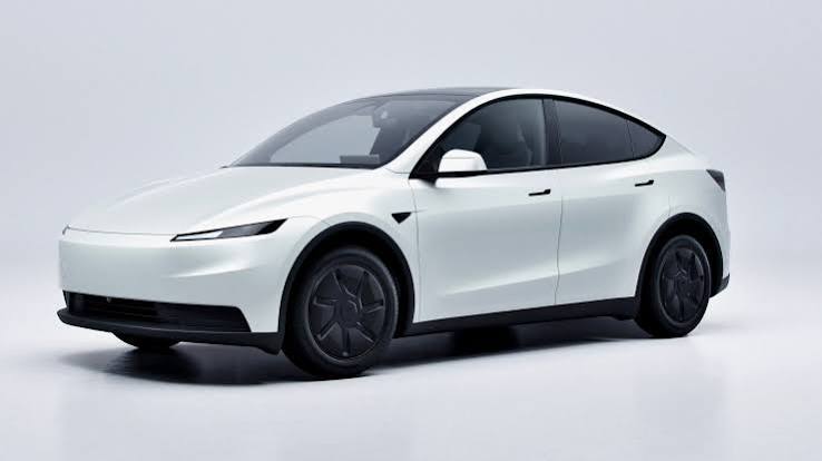 Tesla cuts features on base Model Y and Model 3, sparking debate -  Automotive News