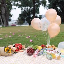 Jual beli barang bekas saat ini telah menjelma menjadi bisnis yang sangat menguntungkan. Piknik Balon Udara Kilau Mutiara Se Wang Merah Musim Semi Barang Menikah Membuka Anak Anak Ulang Tahun Dekorasi Dekorasi Meja Mengambang Balon Lazada Indonesia