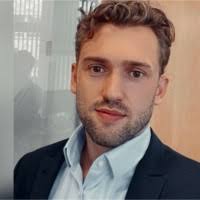 100+ perfiles de «Janzen»