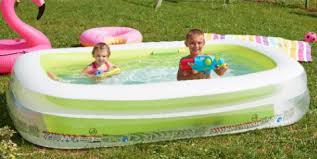 Gifi Guyane Piscine Familiale Geante En Vinyle Avec Facebook