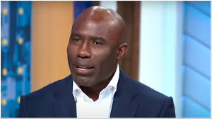 NFL Hall of Famer Terrell Davis Says He Wouldn't Have Been Detained by FBI  Agents During a Flight Over a Simple Request for Ice If He Were White
