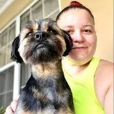 Aurora Yates's Instagram, Twitter & Facebook