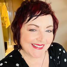 Vicky Haché d'Inkerman a vécu son rêve de chanter avec le mythique groupe  1755 ce soir aux États Généraux à Moncton.