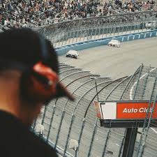 Every true nascar fan will tell you, there is nothing like the bristol night race experience! Nascar Racing Tickets Seatgeek