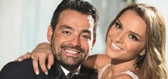 Έχουμε slam τώρα και πυρετώδεις προετοιμασίες. Elenh Tsolakh Paylos Petroylakhs Ola Osa Eginan Se Enan Paramy8enio Gamo Filathlos Gr To Egkyrotero A8lhtiko Blog