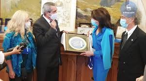 Παράταση lockdown «δείχνει» ο μητσοτάκης. Gianna Aggelopoyloy Daskalakh O Ellhnas Exei Th Dynatothta Kai Th 8elhsh Na Kanei To Adynato Dynato H Rodiakh