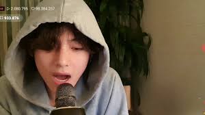 V live, the community where stars and fans connect. Taehyung With A Song Vlive 2020 Youtube