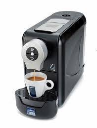Coffee and fresh milk based beverages using the milk of your choice. Lavazza Blue Compact 910 Sale Espresso Machines Shop Buymorecoffee Com Capsule Coffee Machine Coffee Espresso Machines