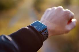 Features 1.78″ display, apple s6 chipset, 304 mah battery, 32 gb storage, 1000 mb ram, sapphire crystal glass. Should You Buy Apple Watch Series 6 Or Wait For Series 7 By Ghani Mengal Mac O Clock Medium