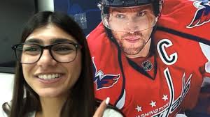 Alex ovechkin or any of the other stars who somehow manage to score plenty of goals and make genius passes. Alex Ovechkin Made Me Cry Youtube
