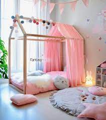 Cool Aesthetic Toddlers Room Ideas Girl In A Trendy Montessori Style Grey Walls And Curtains Are Adorned By Little Girl Bedrooms Toddler Rooms Girls Room Diy