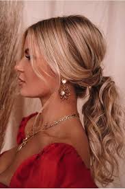 34 Ponytail Hairstyles Perfect For Upping Your Hair Game In 2020 Cute Ponytail Hairstyles Ponytail Hairstyles Hair Styles