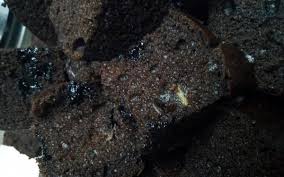 Kek yang tak pakai banyak bahan! Resepi Kek Kurma Coklat Pilihan Ramai Iluminasi