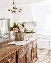 This french country kitchen island is handcrafted by the amish out of solid hardwoods and is built in the usa. 19 Most Gorgeous French Country Kitchens
