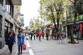 Αναστολή λειτουργίας των κδαπ μας. Ypoxrewtika Kleisth H Emporikh Agora Ths Larisas Thessalianews