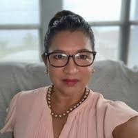 Angie Arnold's Instagram, Twitter & Facebook