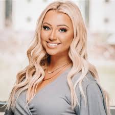 Proud to share some milestones! Honored to be named WOTC Champion Q1 2025  and Top Seller Q3 2025. These wins reflect the hard work, persistence, and  passion I bring to every day —