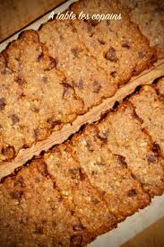 Biscuits Aux Cereales Chocolat Noisettes A Table Les Copains Cereales Chocolat Biscuit Petit Dejeuner Chocolat Noisette