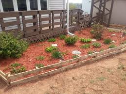 Well, garden could be great spot to gather with your family. 17 Simple And Cheap Garden Edging Ideas For Your Garden Homesthetics Inspiring Ideas For Your Home