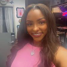 Rene Shepard's Instagram, Twitter & Facebook