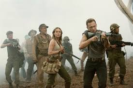 Brie larson and tom hiddleston's tour across asia is making us very hungry. Bild Zu Tom Hiddleston Kong Skull Island Bild Brie Larson John C Reilly John Goodman Thomas Mann Ii Tom Hiddleston Filmstarts De