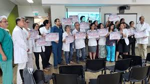Asociación de enfermeros y enfermeras del hospital clínico san borja arriarán asenf hsba. Medicos Y Funcionarios Denunciaron Crisis En El Hospital San Borja Cooperativa Cl
