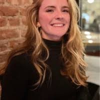 Lauren Farley's Instagram, Twitter & Facebook