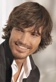 Lange Haarmodelle Ausgeschnitten Fur Manner Lange Haare Haarschnitt Stile Langehaarmodelle Langehaareman Haarschnitt Haarschnitt Manner Lange Haare Manner
