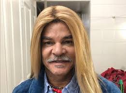 Il suffit de cliquer et regarder! Valderrama Alisa O Cabelao Loiro E Leva Fas Colombianos A Loucura