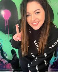 Sooo what a day 🖤 For those of you who don't know me.. Ello 🖤 I'm Zoe  owner of Dead Sweet! If you follow us