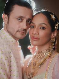 Did you know Aditi rao was previously married to Satyadeep Misra? When she  was just 21 : r/BollyBlindsNGossip