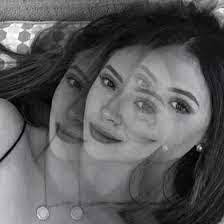 Elvira Licea's Instagram, Twitter & Facebook